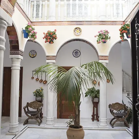 La Casa De Faroles Pensión 3*